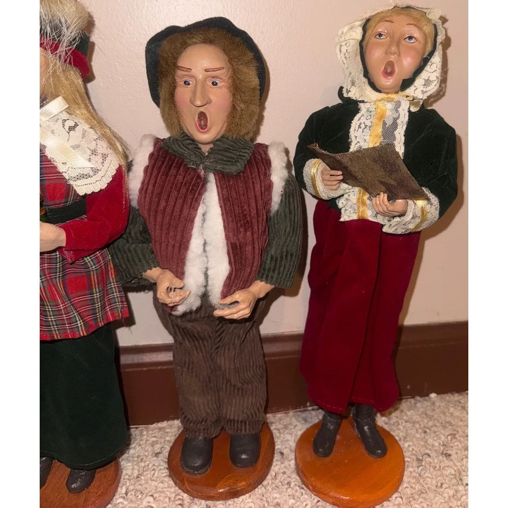 Vintage Christmas Women Men Carolers 9